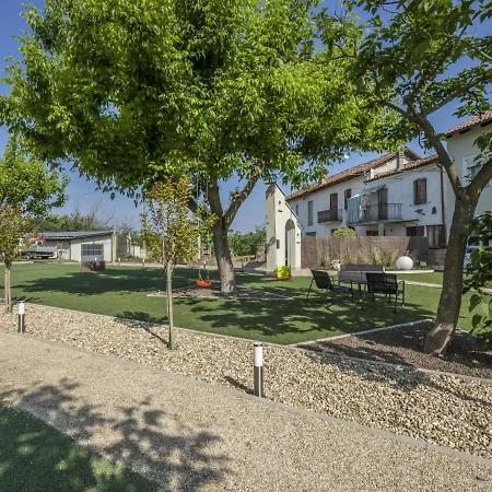 Casa Del Rosmarino 아파트 아스티