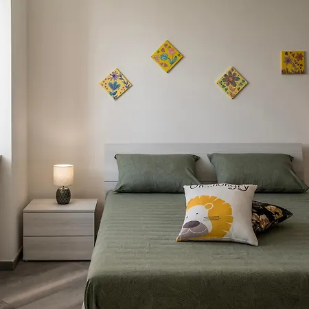 아파트 Casa Del Rosmarino 아스티
