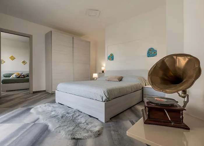 Casa Del Rosmarino 아파트 아스티